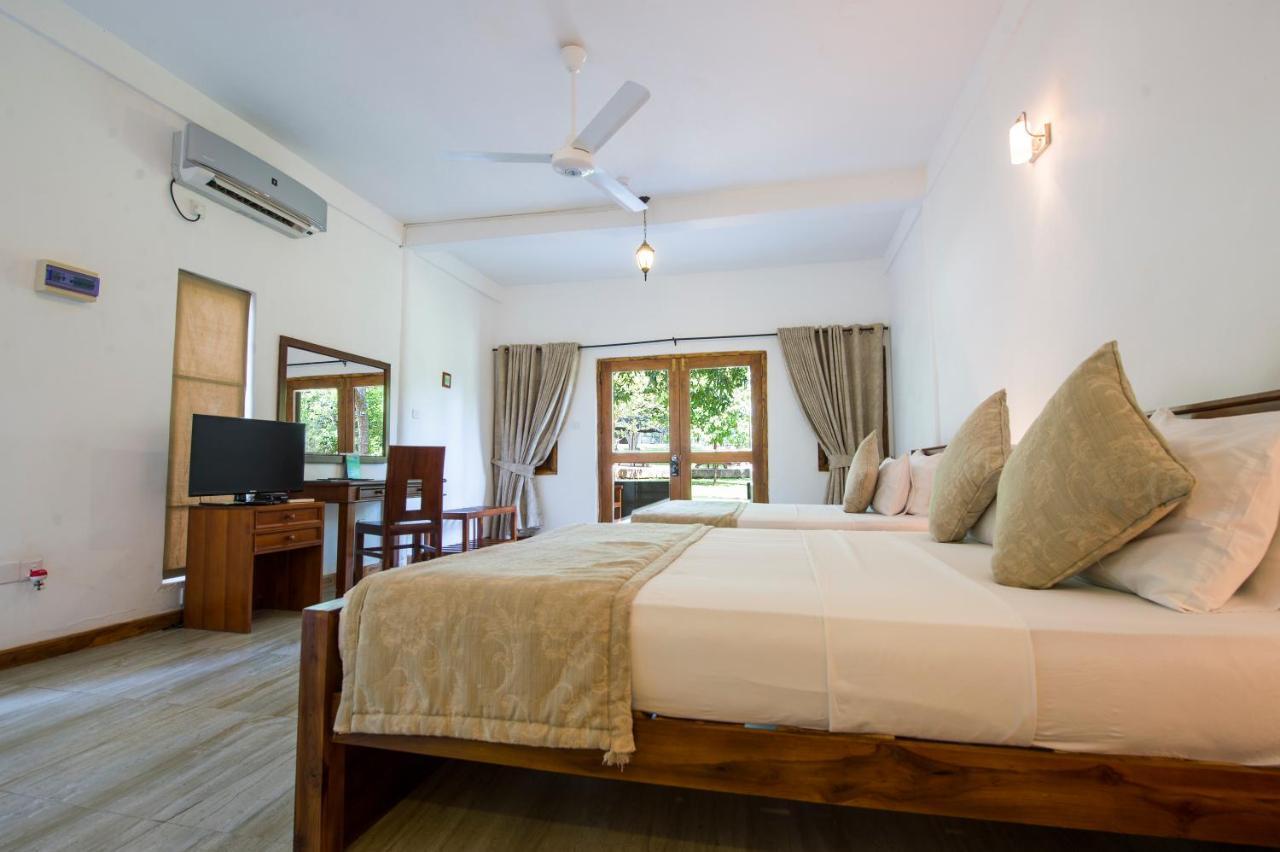Hotel Kalu'S Hideaway Udawalawe Exterior foto